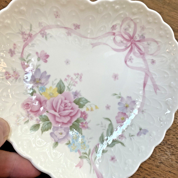 Mikasa Japan Bone China Heart Shaped Trinket Dish "All My Love" Porcelain NEW - Picture 3 of 8